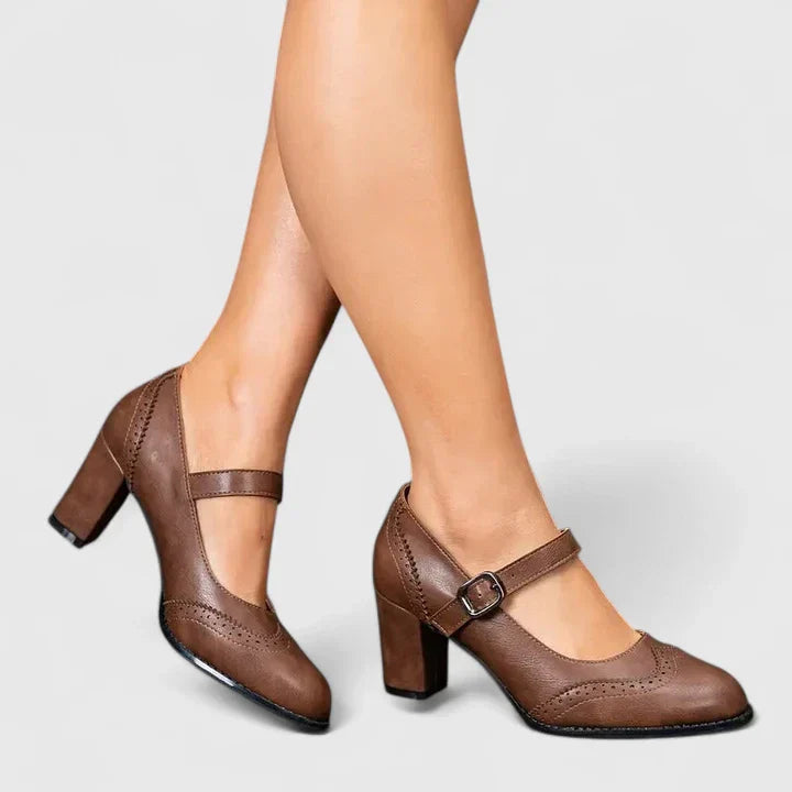 Momount Donna Décolleté Mary Jane Tacco Largo – Pelle Brogue Punta Tonda Fibbia