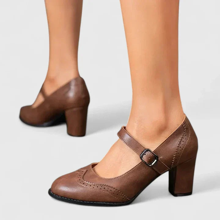 Momount Donna Décolleté Mary Jane Tacco Largo – Pelle Brogue Punta Tonda Fibbia