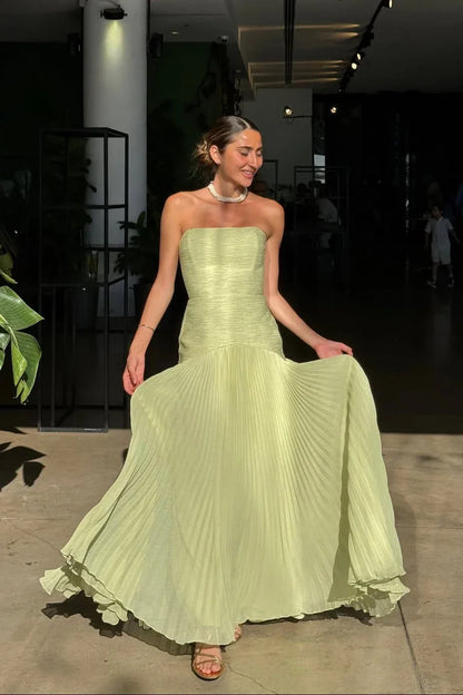 Emiliana | Vestito Maxi Plissettato in Raso Spacco Spalline Fluido da Sera