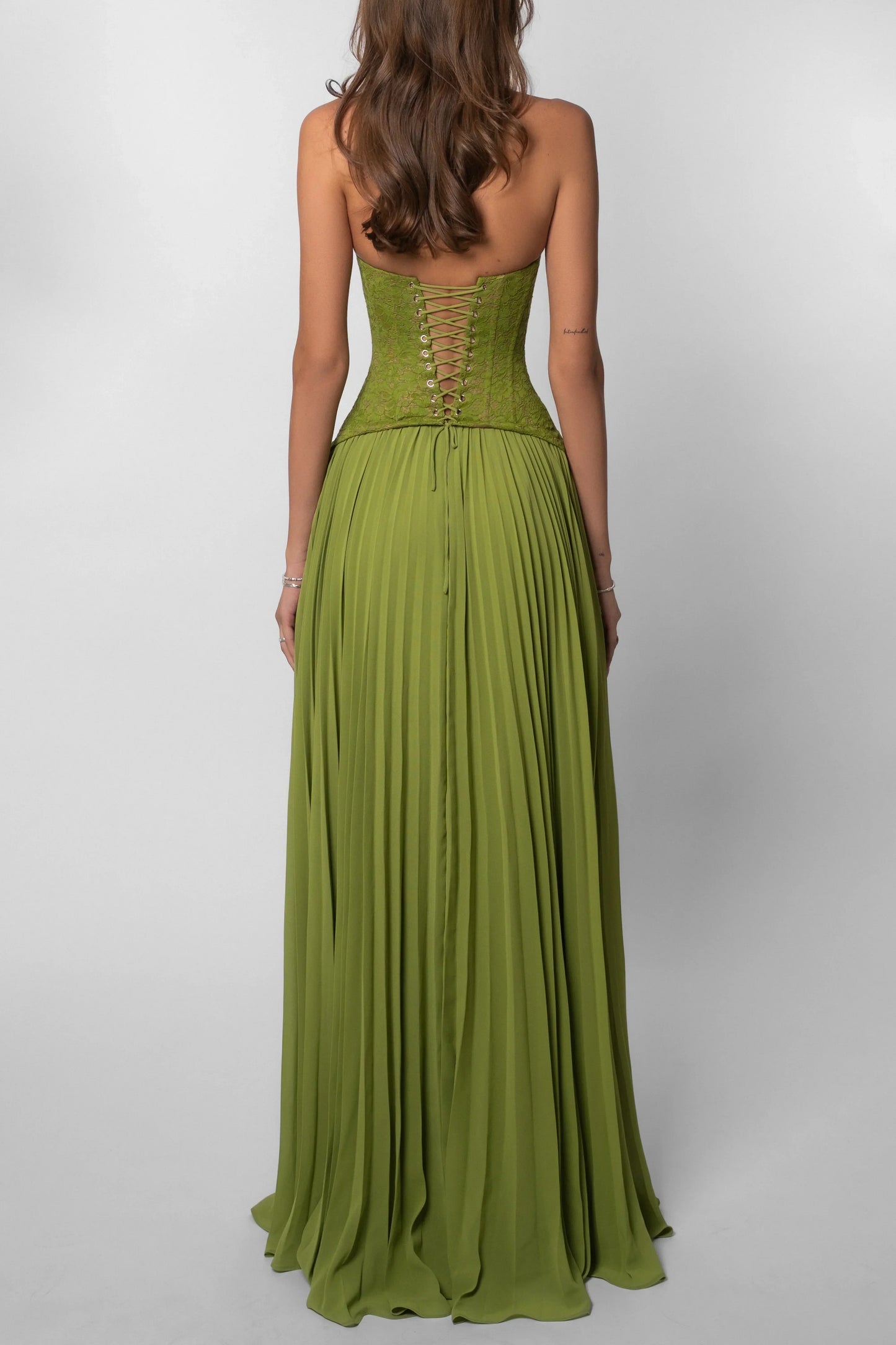 Cosima | Vestito Maxi Elegante in Raso Monospalla Mantellina Senza Maniche da Sera