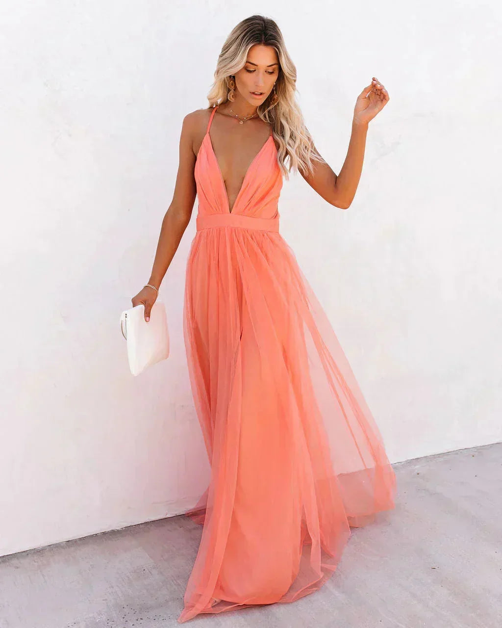 Damiana | Vestito Maxi Etereo in Tulle Scollo a V Schiena Nuda Fluido da Sera