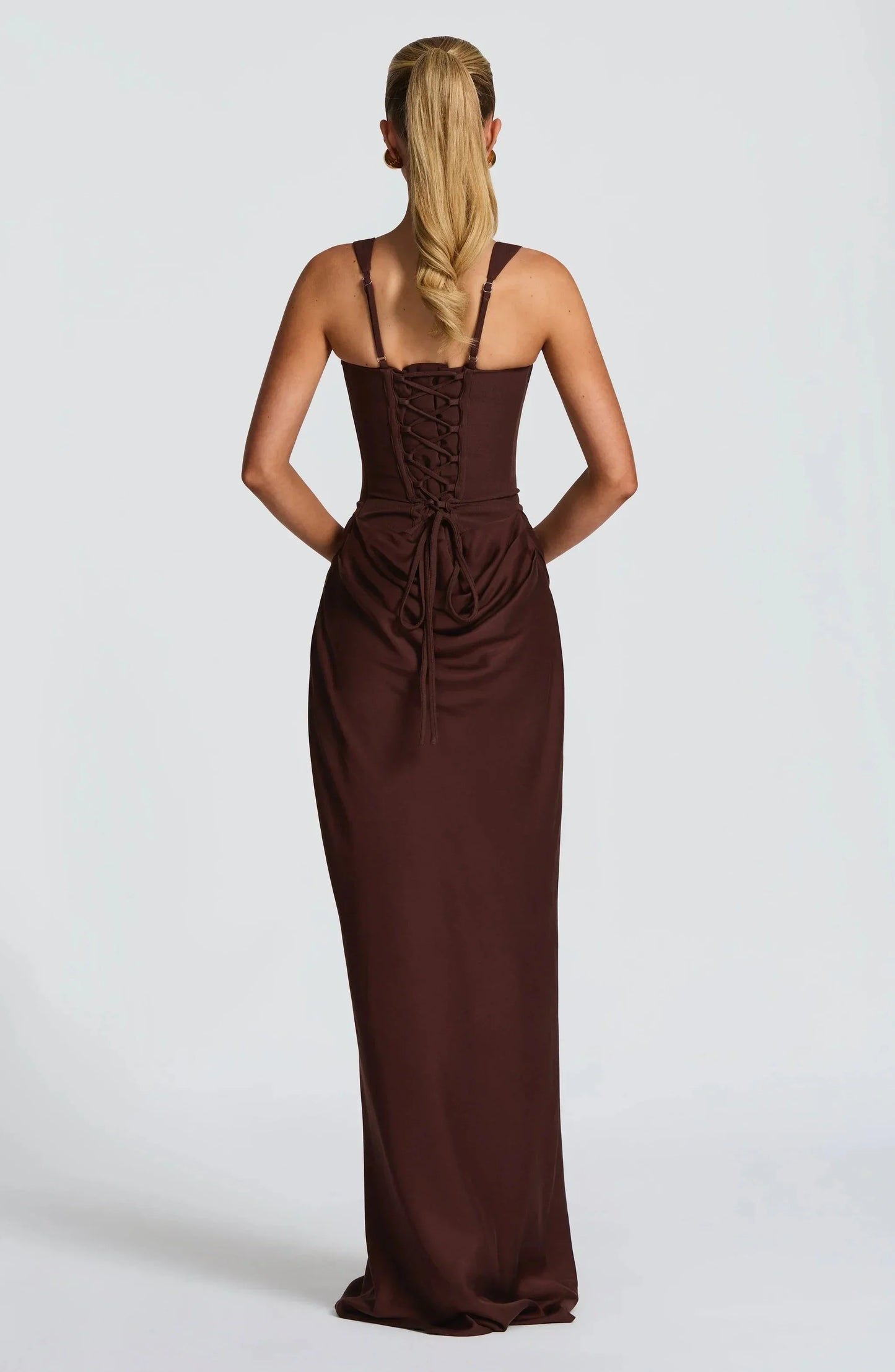 Galatea | Vestito Maxi Elegante in Raso Scollo Quadrato Aderente Schiena Nuda