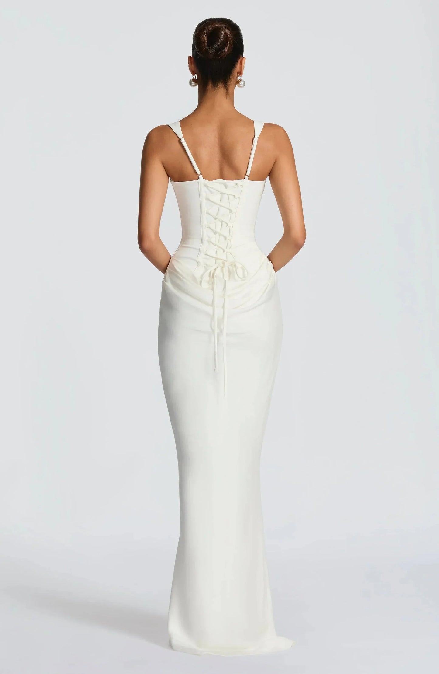 Galatea | Vestito Maxi Elegante in Raso Scollo Quadrato Aderente Schiena Nuda