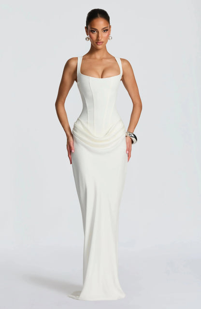 Galatea | Vestito Maxi Elegante in Raso Scollo Quadrato Aderente Schiena Nuda