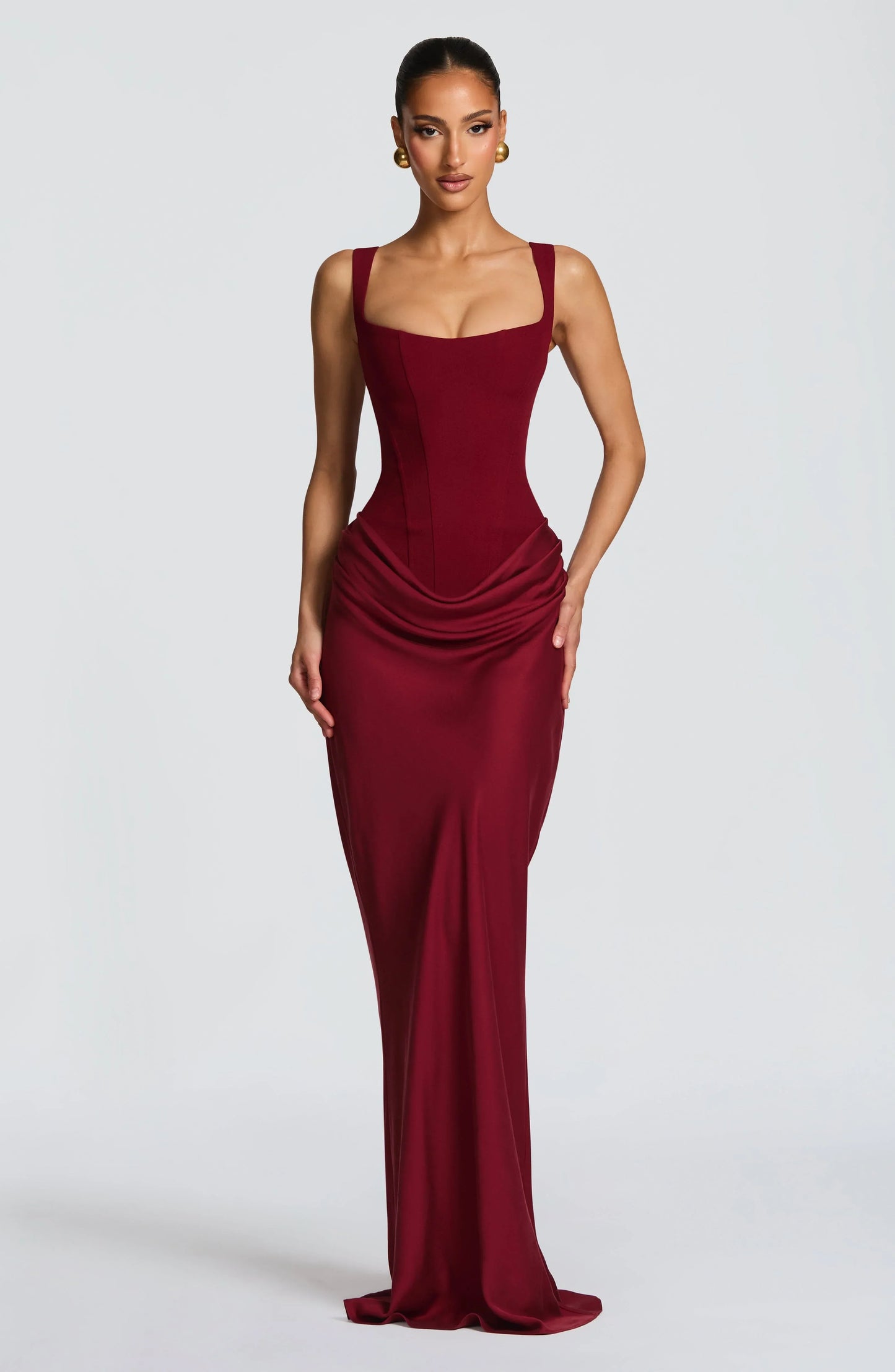 Galatea | Vestito Maxi Elegante in Raso Scollo Quadrato Aderente Schiena Nuda